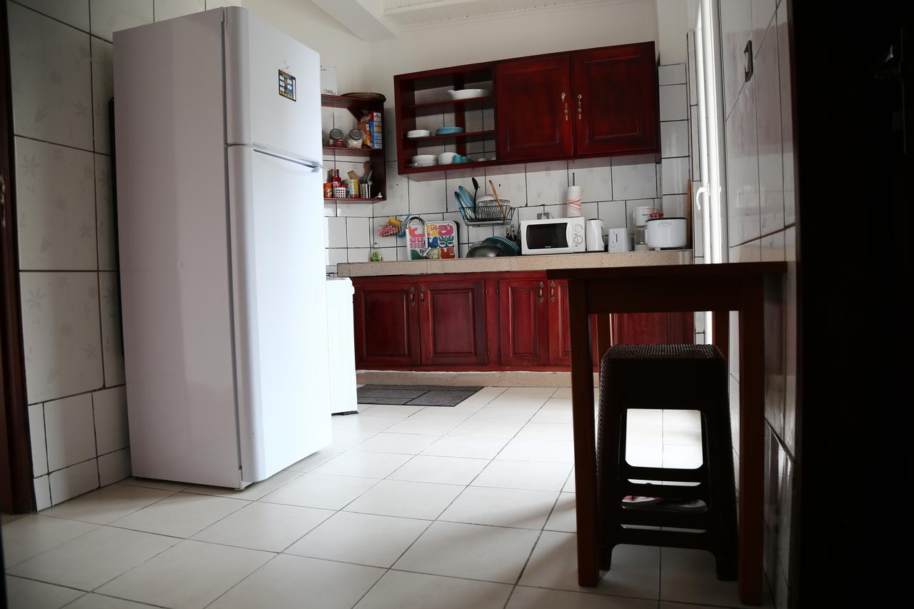 Le Buffle Noir Appart D'Hotes Douala Kültér fotó